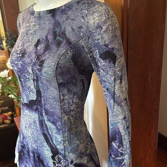 NWT northern reflections size small tad sheer Floral Patterned Purple Women Top - Picture 3 of 4